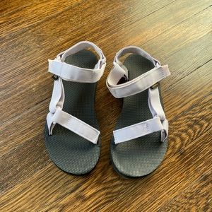 lavender strap women's teva sandals size 7
